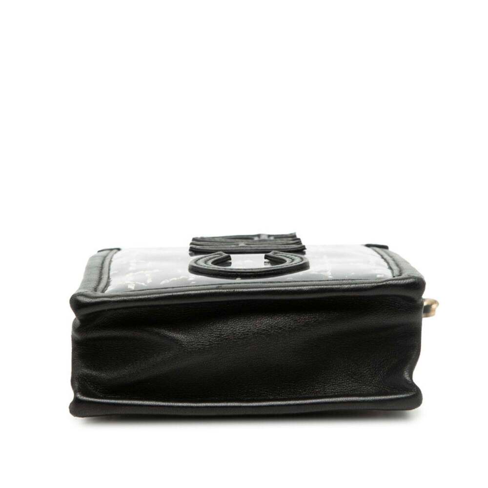 CHANEL Black Leather Shoulder Bag - Picture 3 of 6